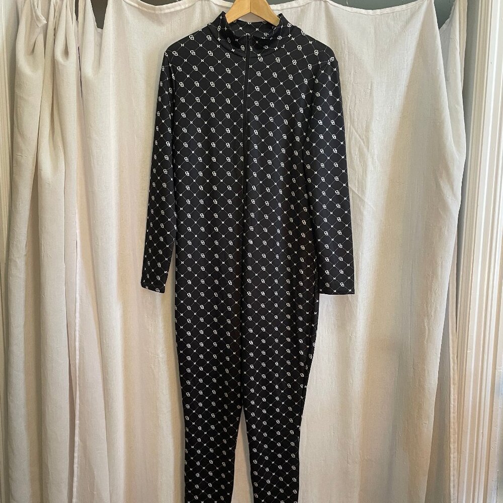 NWOT H&M Patterned Onesie/Jumpsuit